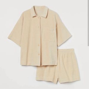 H&M Terry Pajama top and shorts set- light beige
